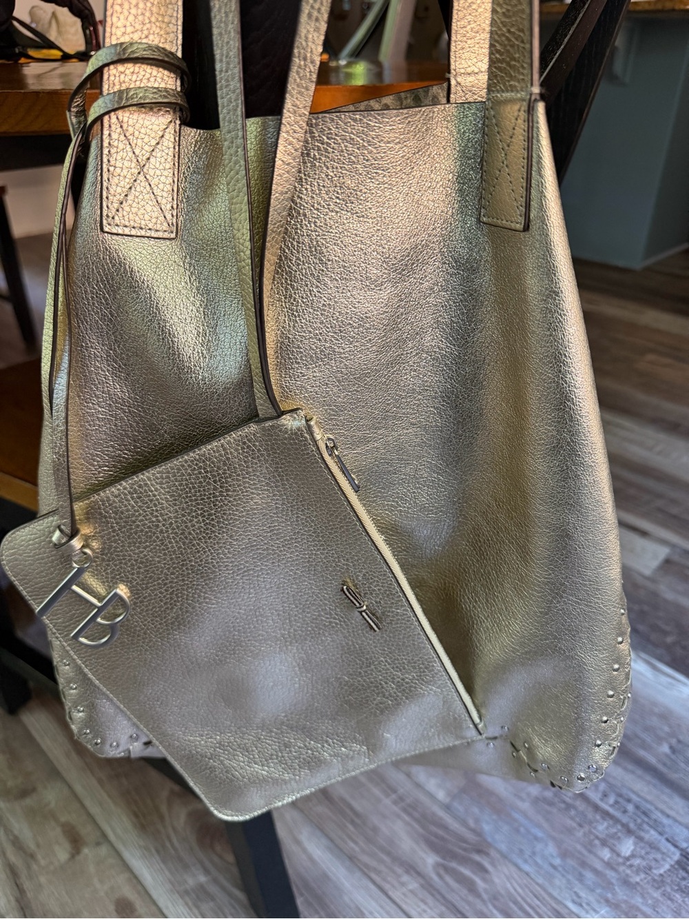 HENRI BENDEL Astrid Reversible
Leather Suede Metallic Gold
Snakeskin Python Hobo - Picture 8 of 16